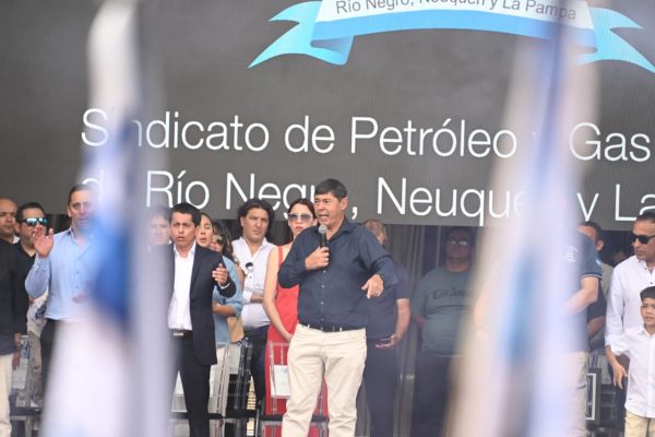 Rucci endurece el mensaje en Vaca Muerta: “No vamos a permitir que les quiten derechos a los trabajadores”